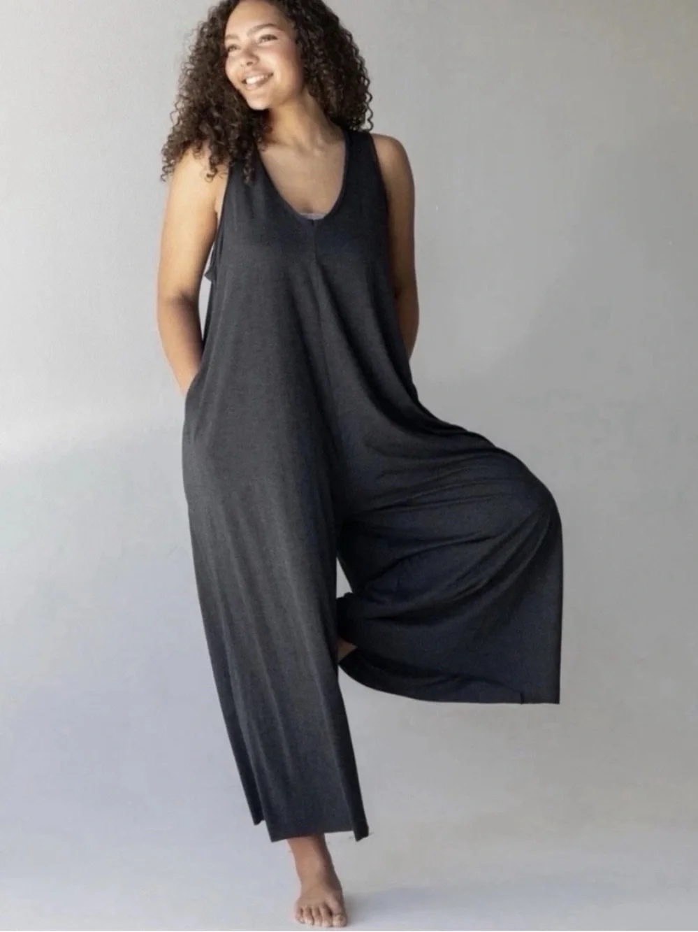 Natural Life Charcoal Gray Sleeveless V-Neck Wide-Leg One Size Jumpsuit - Picture 1 of 10